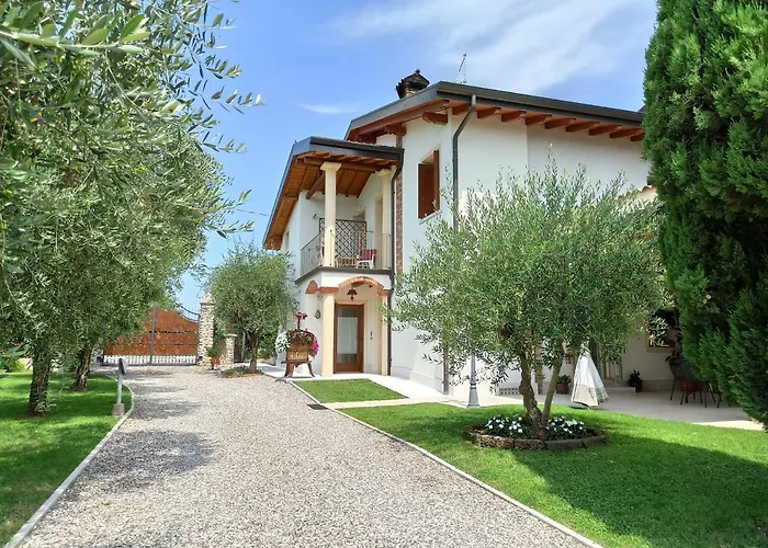 Le Zampolle B & B Colà