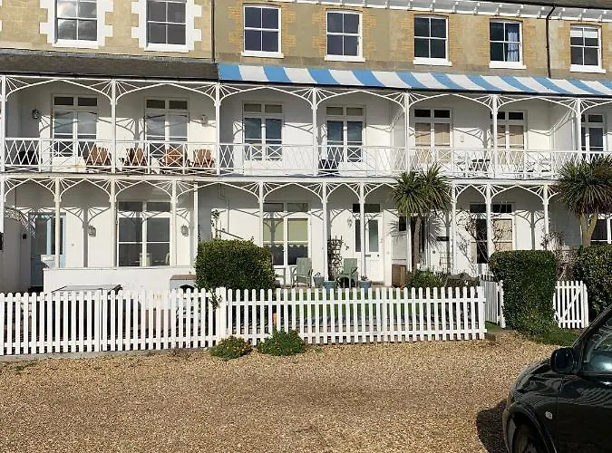Ventnor Bay House Bed & Breakfast
