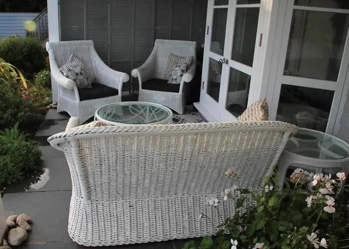 Compass Rose Bed & Breakfast Dartmouth