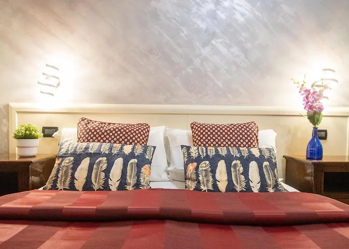 B&B Colorful Suite Yard Roma