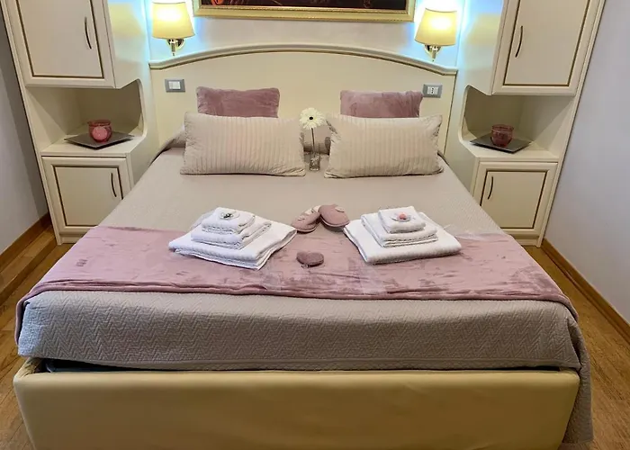 Bed and Breakfast Domus Via Veneto Roma