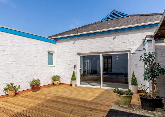 Pendennis Lodge Falmouth