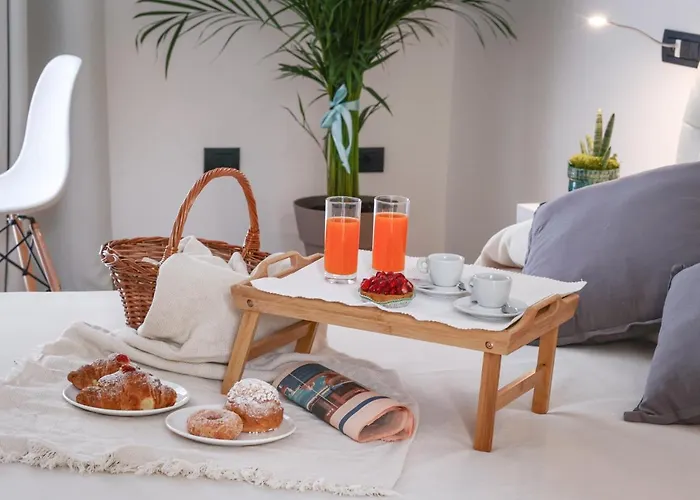 Residenza San Lorenzo Naples