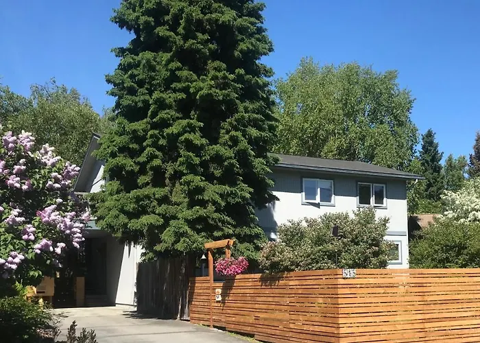 Gardenside Bed And Breakfast Anchorage