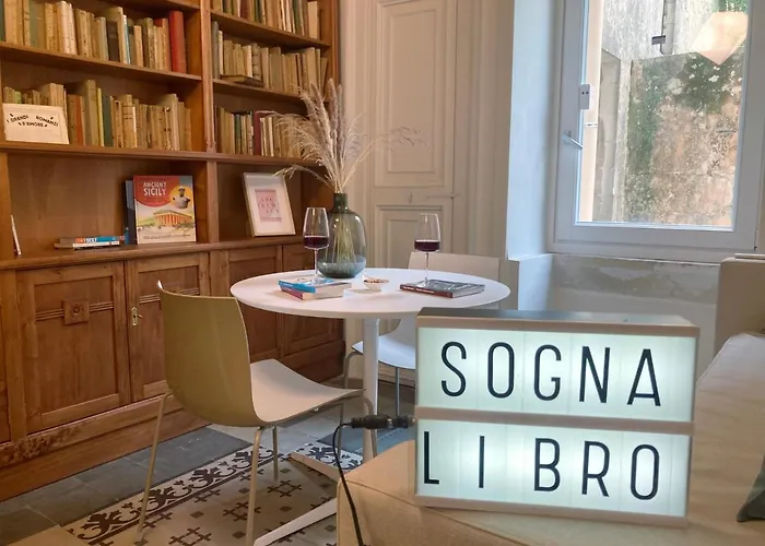 Bed and Breakfast Sognalibro Bed&Books Ragusa