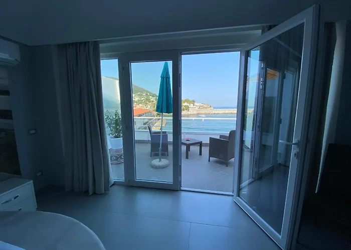 Clipper Suite Ischia