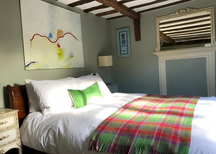 Crown House Great Glemham Bed & Breakfast Saxmundham