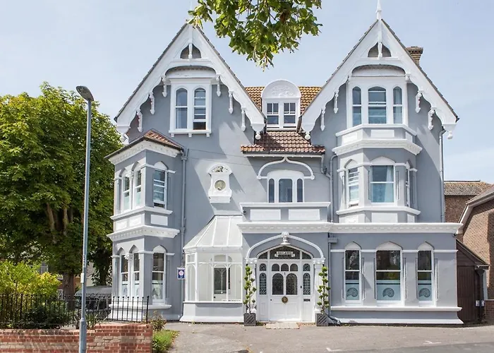 Bed and BreakfastOaklands