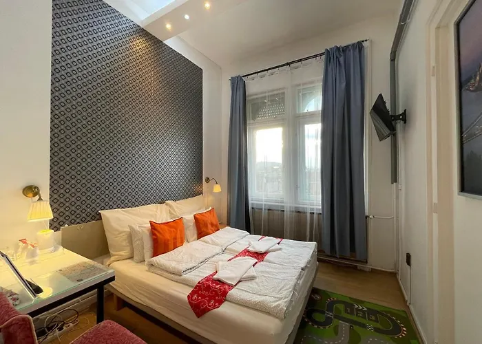 Centerpoint Digital Pansion Heritage Collection Budapest