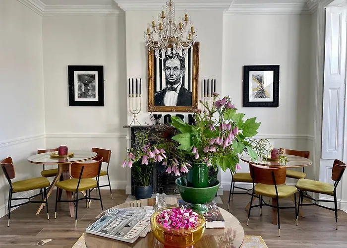 The Bishop And The Bison Bed & Breakfast York