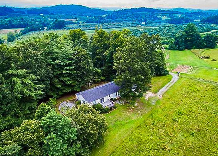 Apple Country Retreat Hendersonville