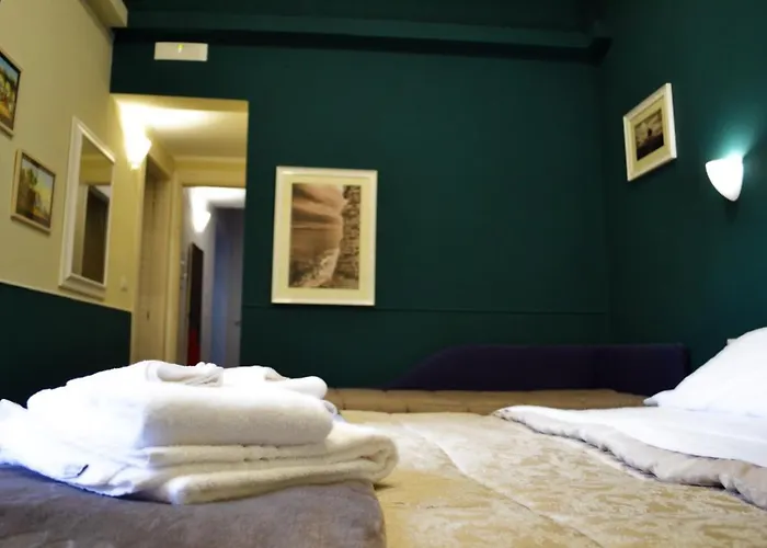 Bed and Breakfast Il Viaggio di Dante Historical Center Napoli