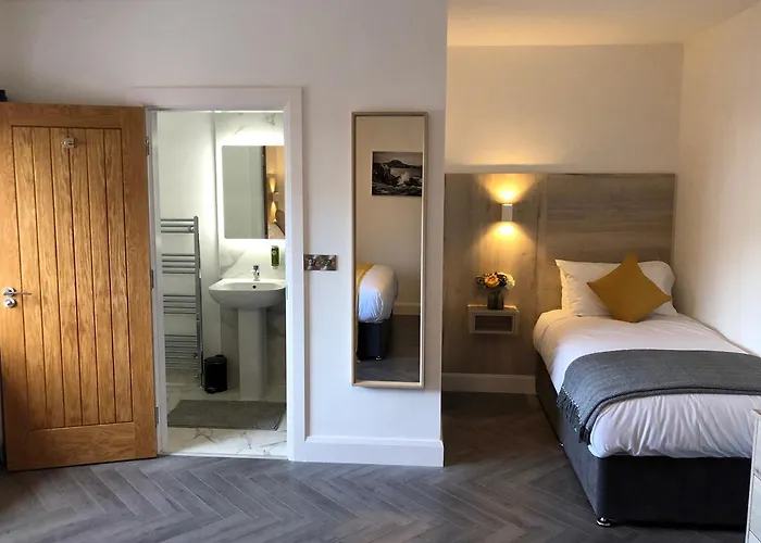 Bed and BreakfastMcnaughton Guestrooms