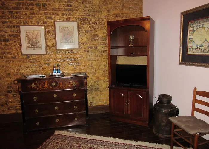 27 State Street Bed & Breakfast Charleston