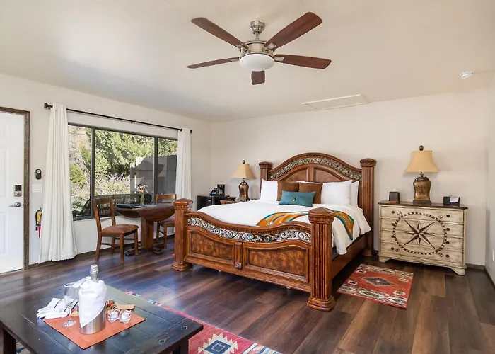 Whispering Creek Bed & Breakfast Sedona