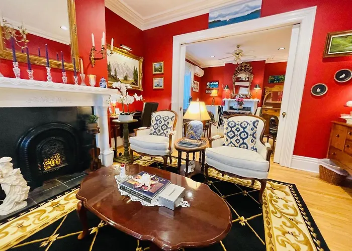 Charlotte'S Rose Inn Charlottetown