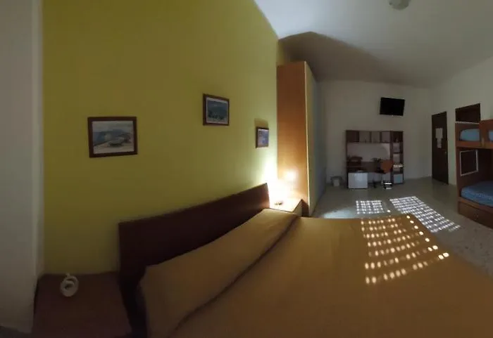 Lincoln B&B Caserta