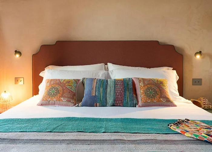 Lume Bed & Breakfast Syracuse