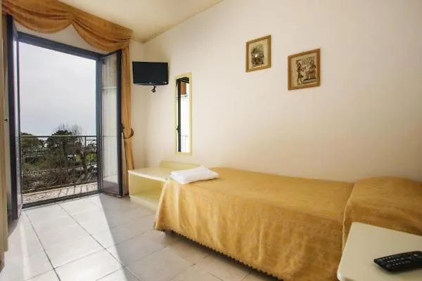 Bed and Breakfast Oz Coastal House Scalea