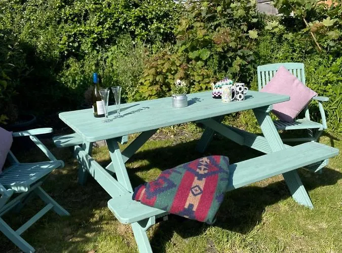 Craig Avad Hotel Holyhead