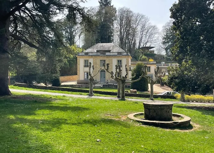 The Parc Place Sarlat-la-Canéda