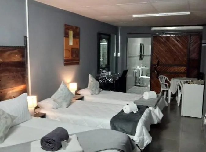 Ay Jay'S Guesthouse Bloemfontein