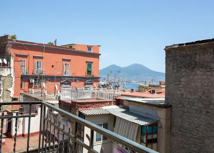 Bed and Breakfast Vecchia Napoli - Chiaia