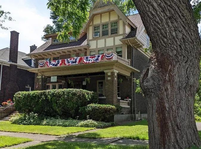 The Marshall House Niagara Falls