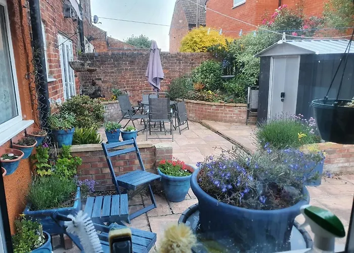 Riverside Guest House