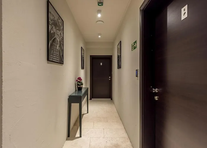 Leonis Restaurant & Rooms Split