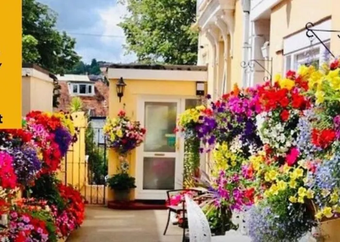 Crowndale Torquay - Exclusively For Adults