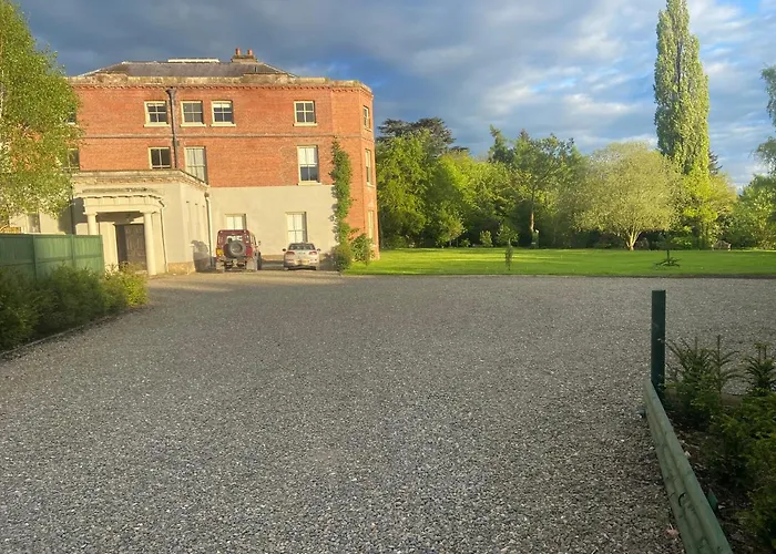 Bed and BreakfastCaynham Court