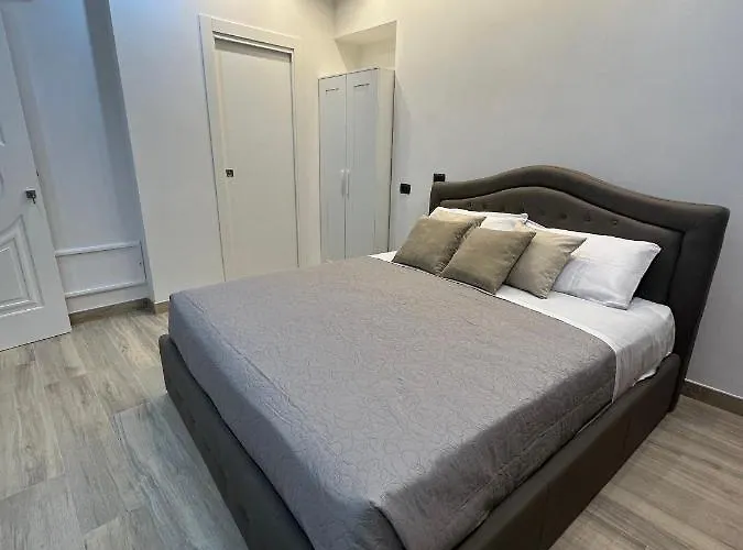 Le Chic Rooms Neapol