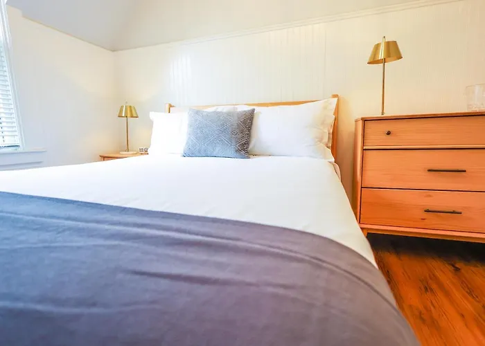 Mahone Bay Bed And Breakfast