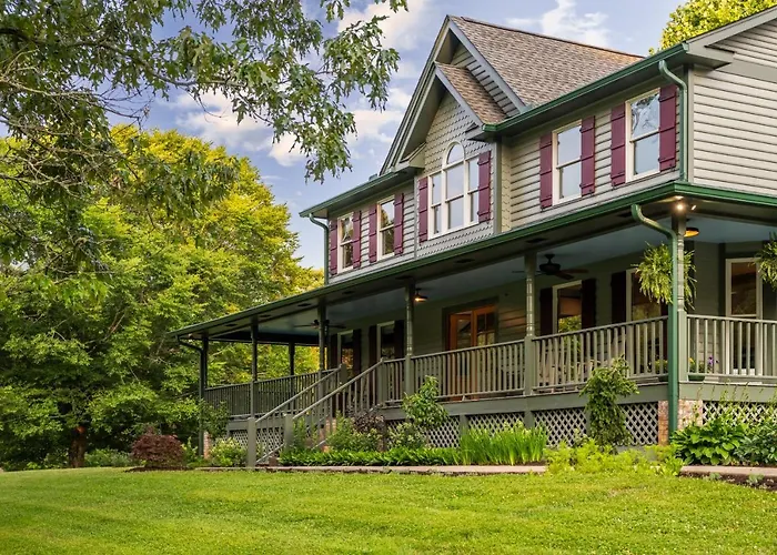 The Inn At Amaris Farms Weaverville
