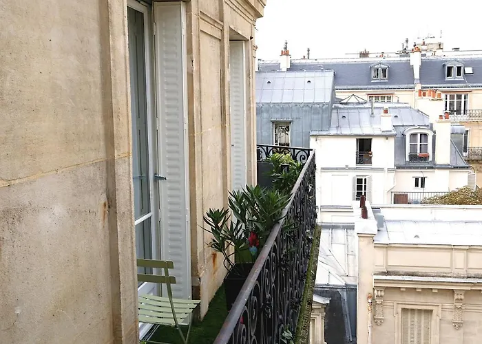 Le Ciel De Paris - Montparnasse & Jardin Du Luxembourg Bed & Breakfast