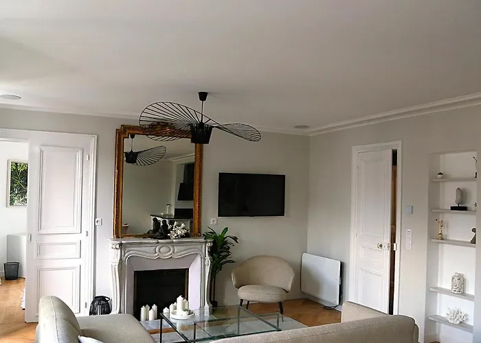 Le Ciel De Paris - Montparnasse & Jardin Du Luxembourg Bed & Breakfast