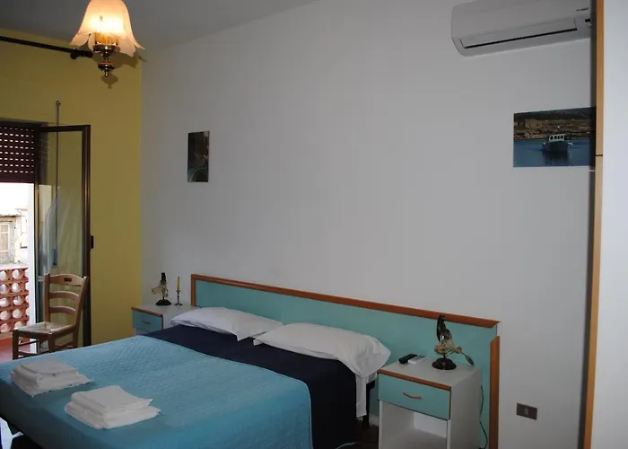 B&b La Scogliera Le Castella 