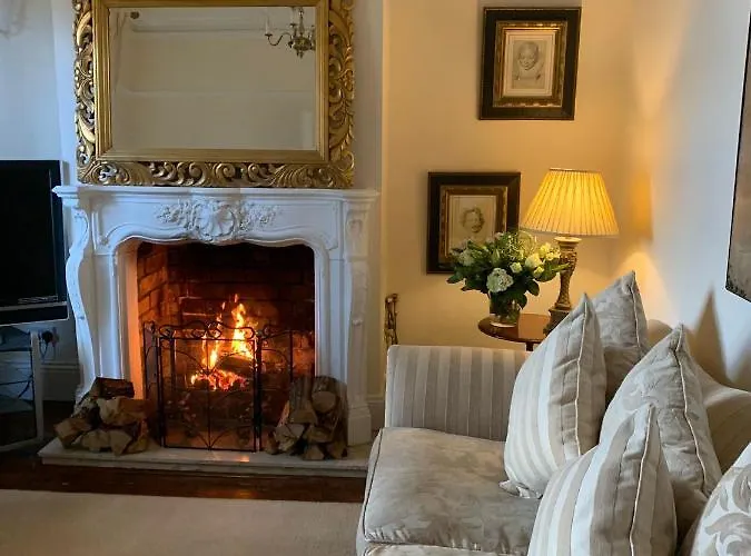 Albany House Harborne Bed & Breakfast Birmingham