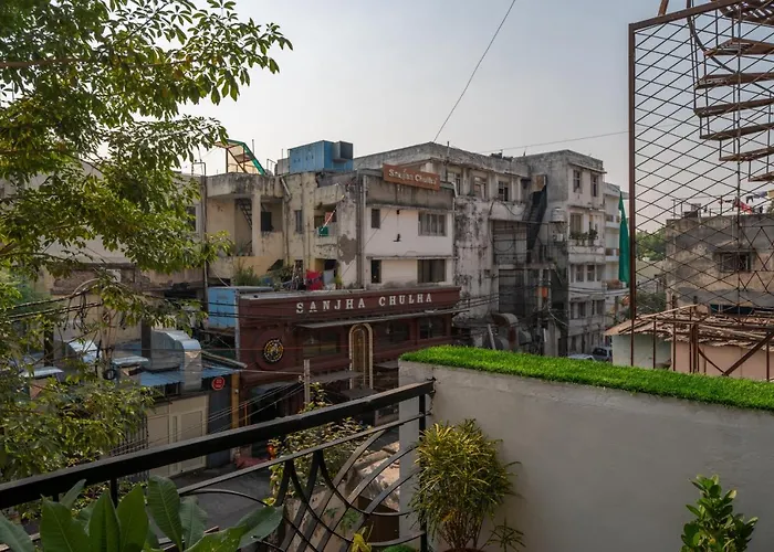 Lime Boutique B&B Gk-1 At Kailash Colony Metro , Greater Kailash Near Eros Hotel Nehru Place New Delhi