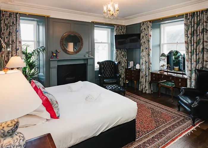 Coorie Inn Restaurant And Rooms Crieff
