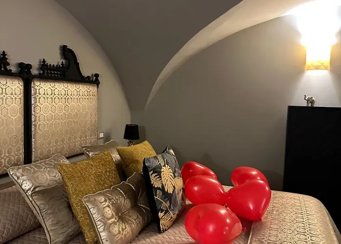 Home dentro il teatro Catania