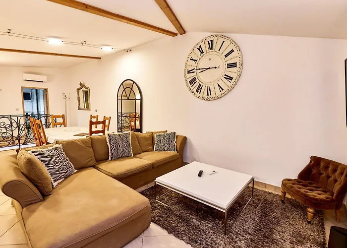 Champagne Andre Bergere & Suites Epernay