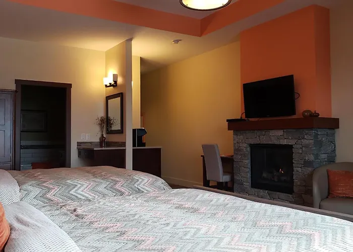 Hillcrest Farm Market B&B Kelowna