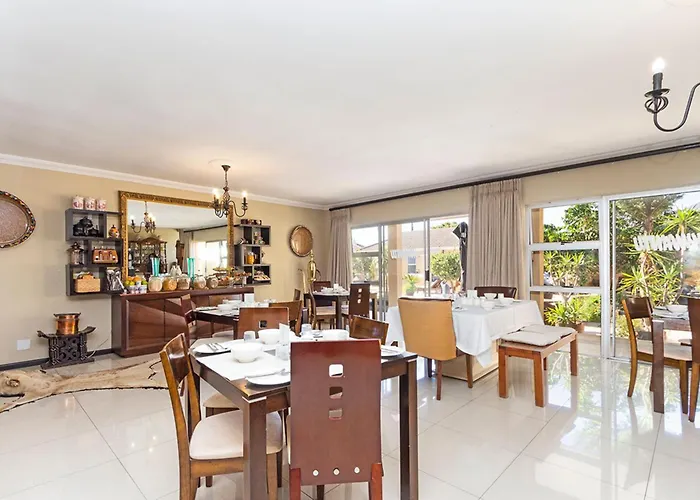 Kwantu Guesthouse 1 Cape Town
