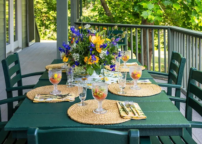 The Inn At Amaris Farms Weaverville
