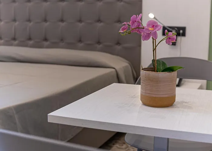 Residenza San Lorenzo Naples