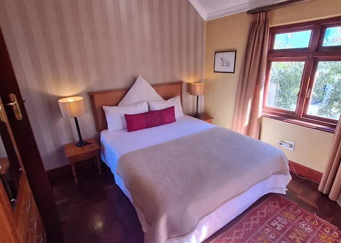 Clarence House Bed & Breakfast Cape Town