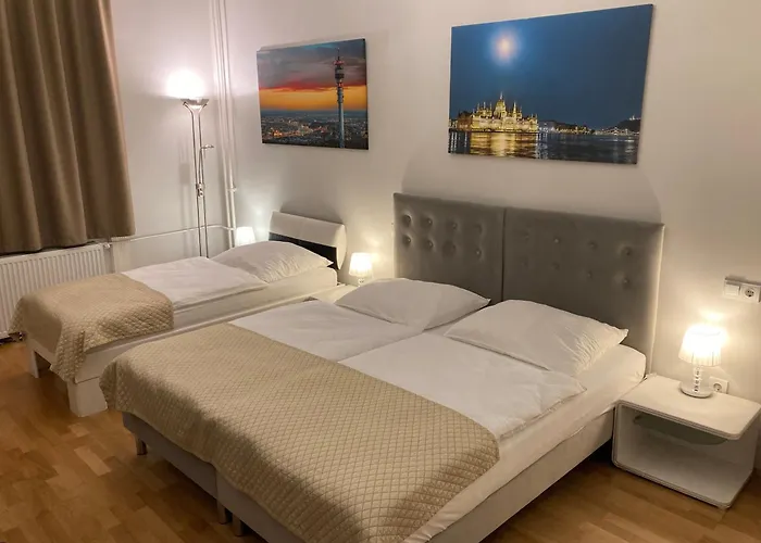 Anabelle Bed And Budapest