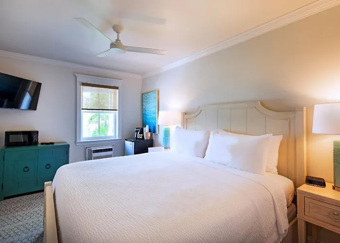 Coco Plum Inn Key West